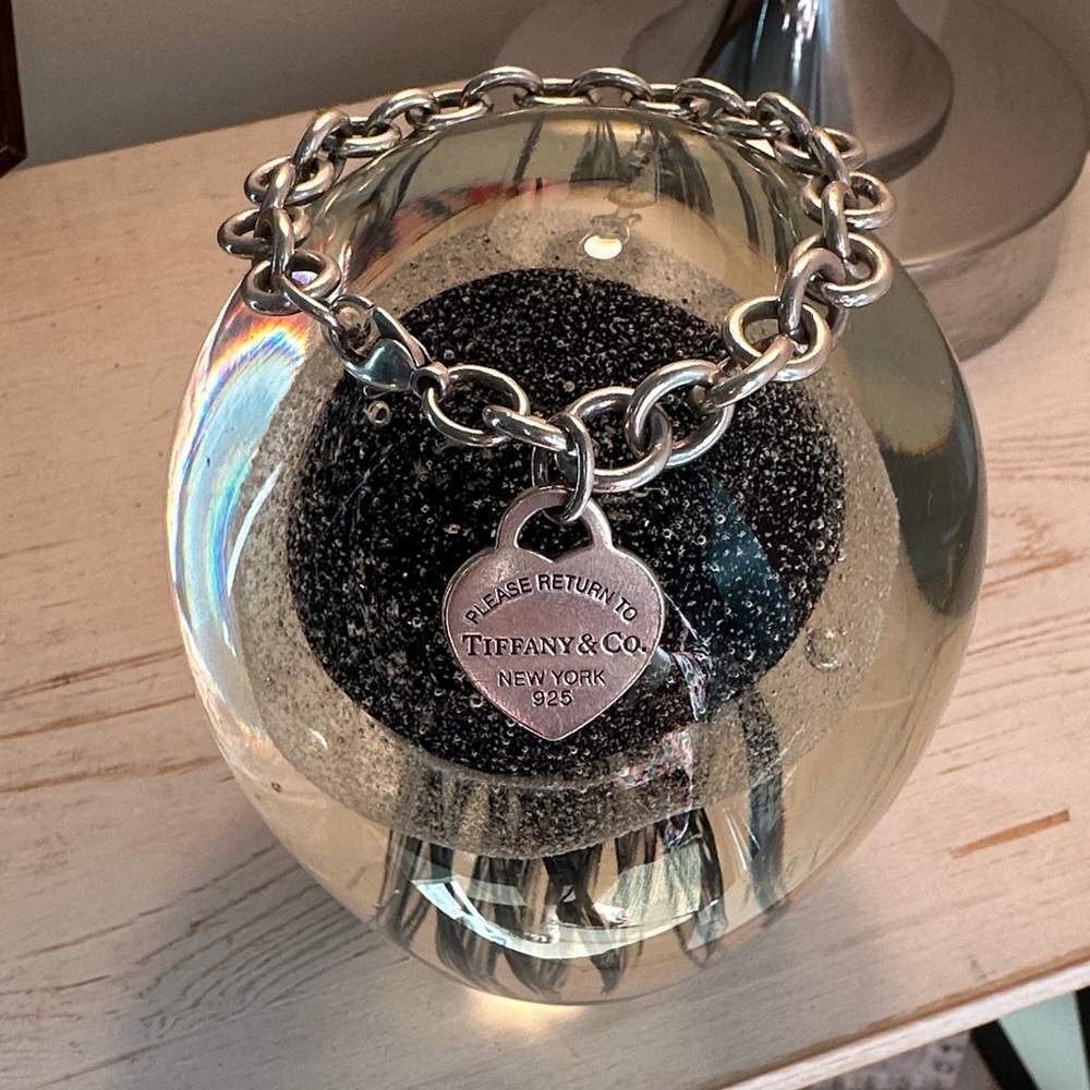 Tiffany & Co. Silver Heart Charm Bracelet - Picture 5 of 5